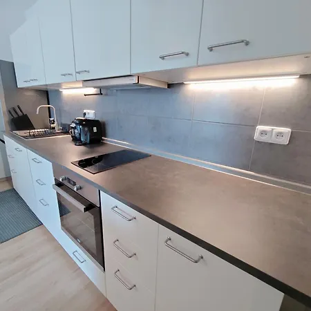 Apartament Smichov Modern Comfort Stay, Parking, Gym Praga